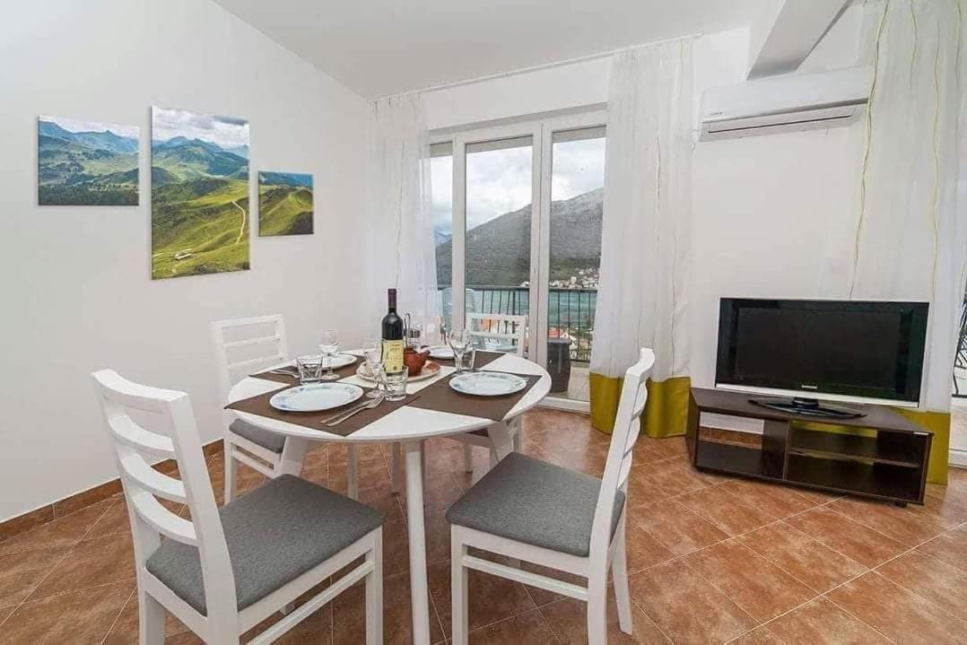 Villa Angel Kamenari Kültér fotó